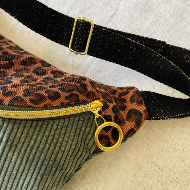 Sac banane en velours léopard et kaki XL