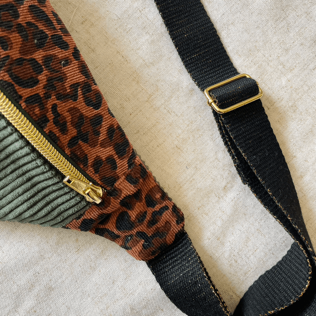 Sac banane léopard et velours kaki S
