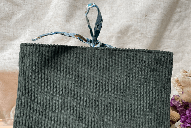 Pochette à livre de poche/liseuse velours vert kaki