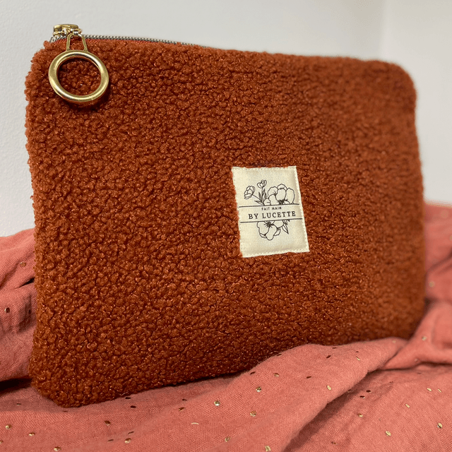 Petite pochette sherpa caramel 